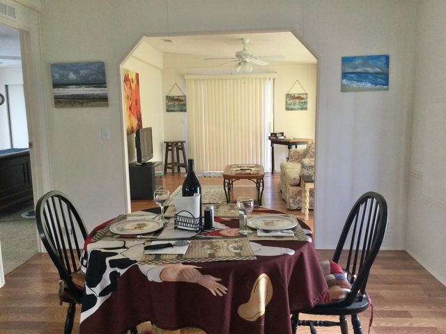 32 Flamenco Way, Port St. Lucie, FL 34952