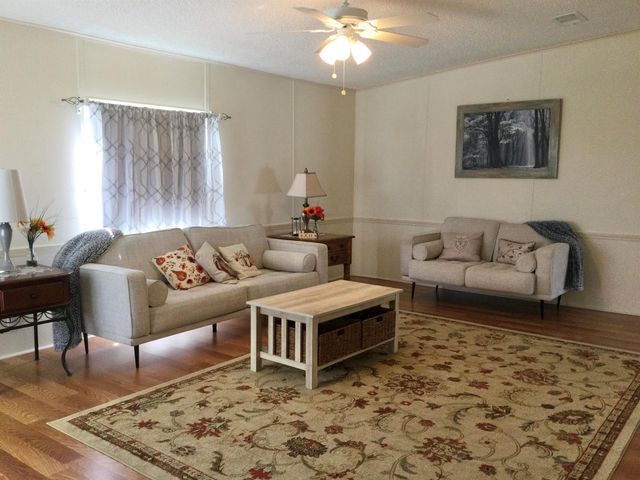 32 Flamenco Way, Port St. Lucie, FL 34952