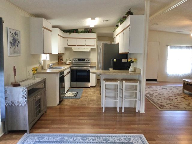 32 Flamenco Way, Port St. Lucie, FL 34952