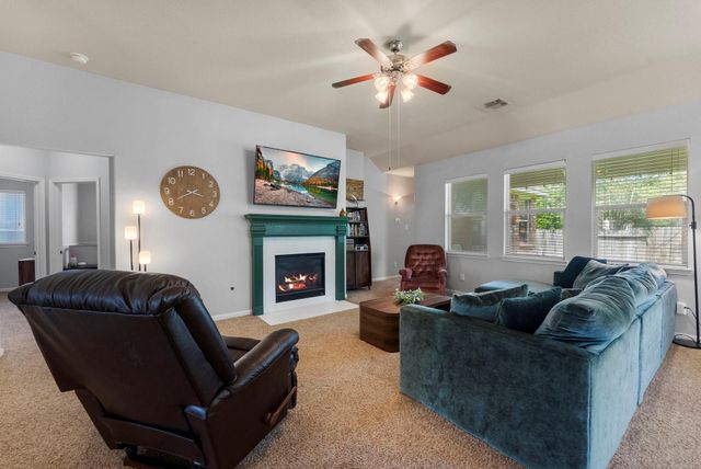 174 Maple Grove Drive, Conroe, TX 77384