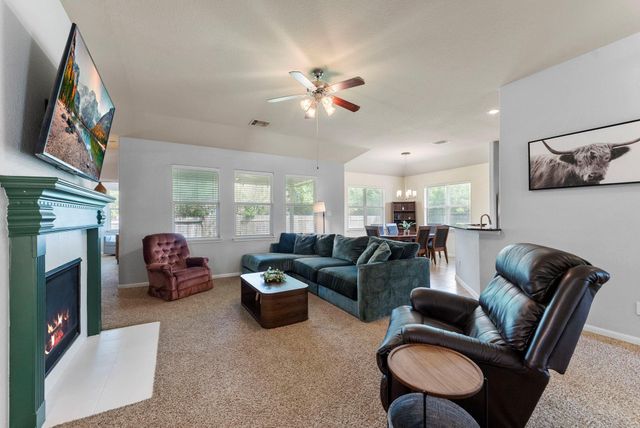 174 Maple Grove Drive, Conroe, TX 77384