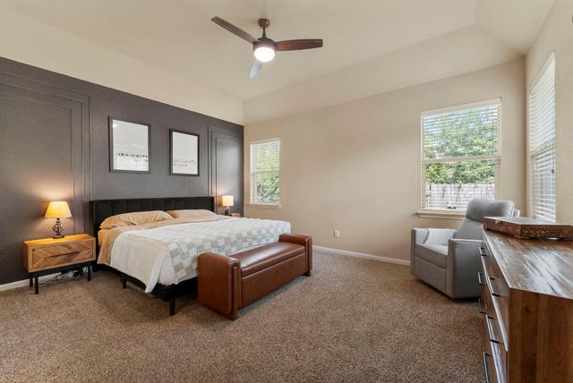 174 Maple Grove Drive, Conroe, TX 77384
