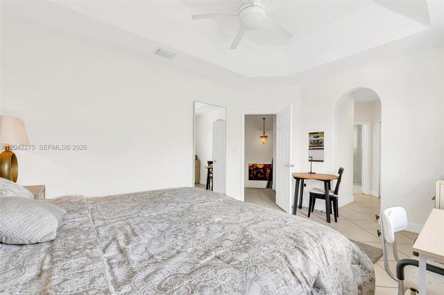 5570 NW 107th Ave 916, Doral, FL 33178