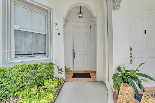 5570 NW 107th Ave 916, Doral, FL 33178