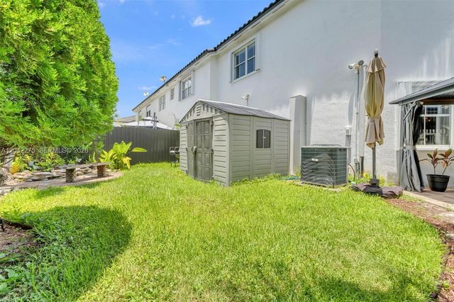 5570 NW 107th Ave 916, Doral, FL 33178