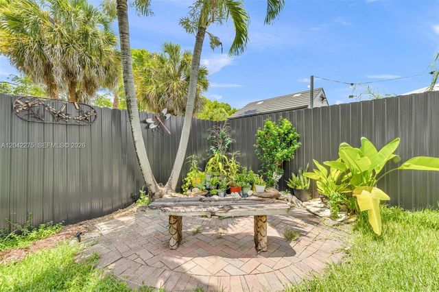 5570 NW 107th Ave 916, Doral, FL 33178