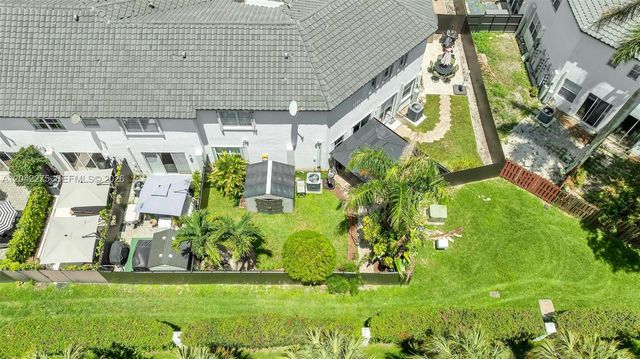 5570 NW 107th Ave 916, Doral, FL 33178