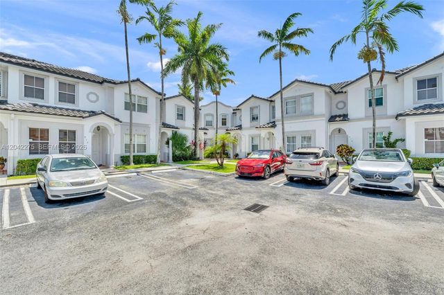 5570 NW 107th Ave 916, Doral, FL 33178