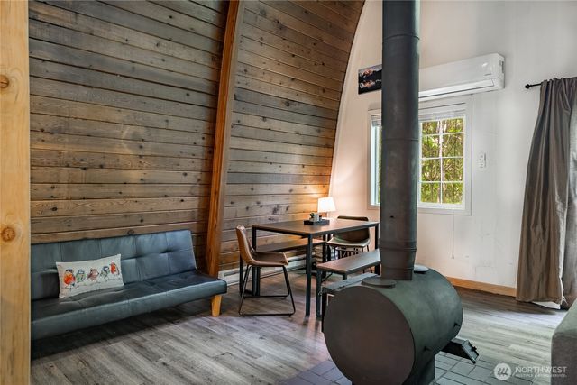 14001 Welcome Road, Glacier, WA 98244
