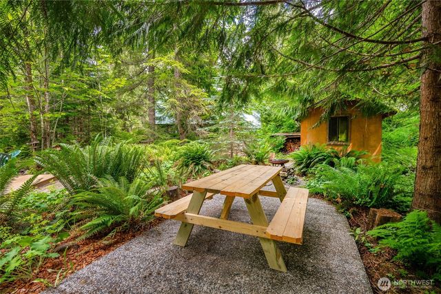 14001 Welcome Road, Glacier, WA 98244