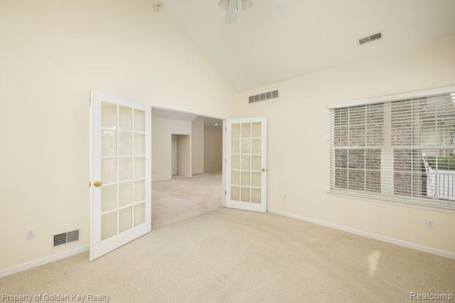 1160 Abbey Court, Westland, MI 48185