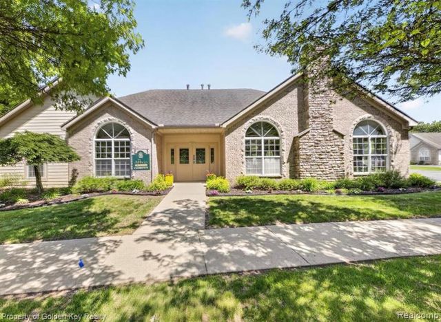 1160 Abbey Court, Westland, MI 48185