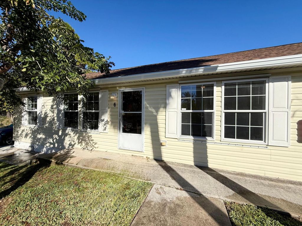 5289 Stacy Street Unit 3, West Palm Beach, FL 33417