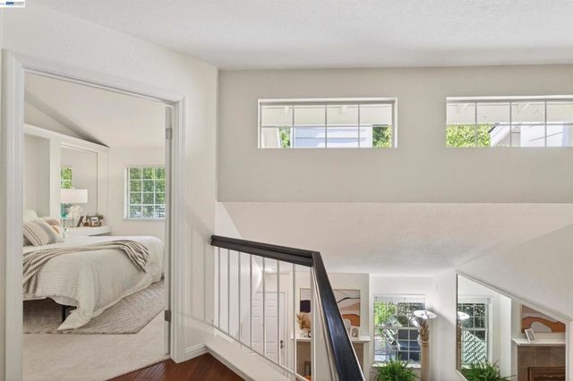 7483 Stonedale Dr, Pleasanton, CA 94588