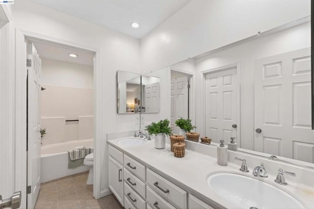 7483 Stonedale Dr, Pleasanton, CA 94588