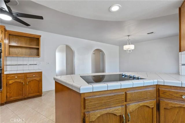 1670 Southfork Place, Paso Robles, CA 93446