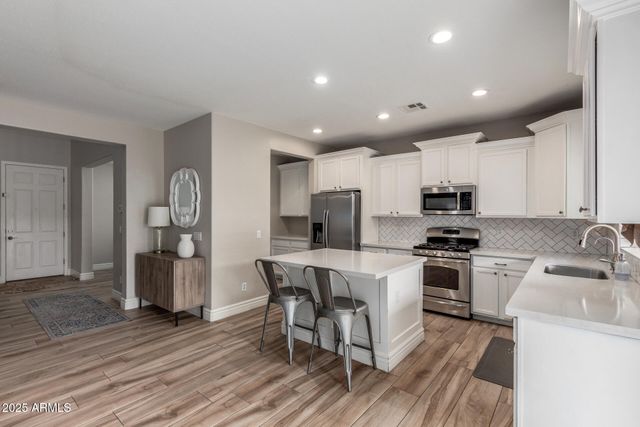 3423 E ZION Way, Chandler, AZ 85249