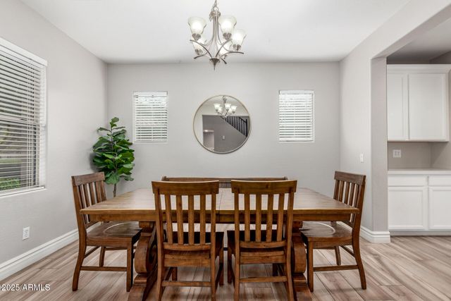 3423 E ZION Way, Chandler, AZ 85249