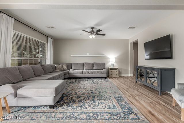 3423 E ZION Way, Chandler, AZ 85249