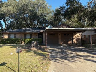 2126 Ripple Creek Drive, Rosenberg, TX 77471