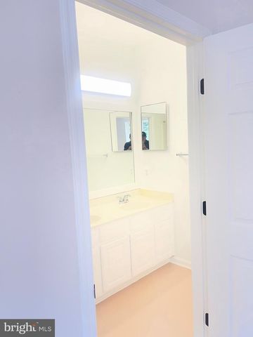 45 HARBOUR HEIGHTS DR, Annapolis, MD 21401