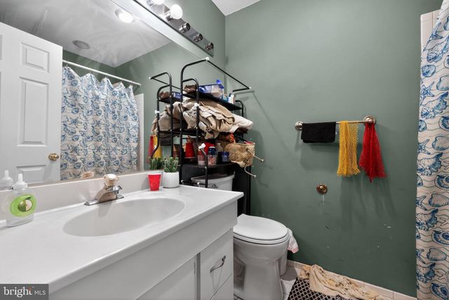 268 STEEPLECHASE CT, Woodbury, NJ 08096