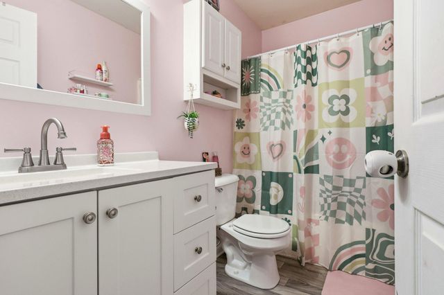 2027 WYATT CIR, Dover, PA 17315