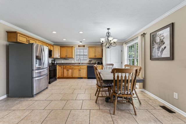 3472 Melrose Dr, Clarksville, TN 37042