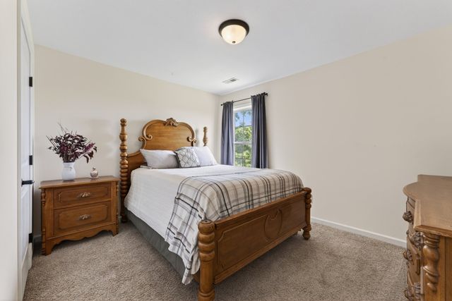 3472 Melrose Dr, Clarksville, TN 37042