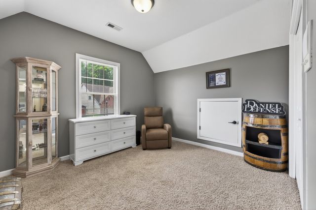 3472 Melrose Dr, Clarksville, TN 37042