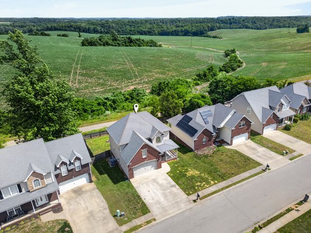 3472 Melrose Dr, Clarksville, TN 37042