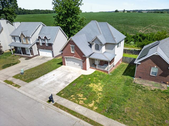 3472 Melrose Dr, Clarksville, TN 37042