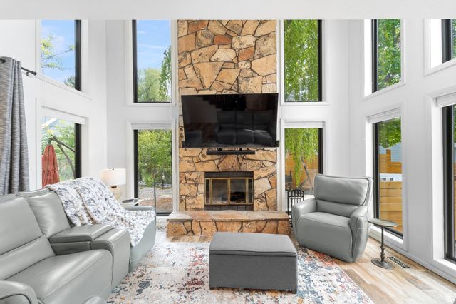 4833 S ARBOR CIR, Holladay, UT 84117