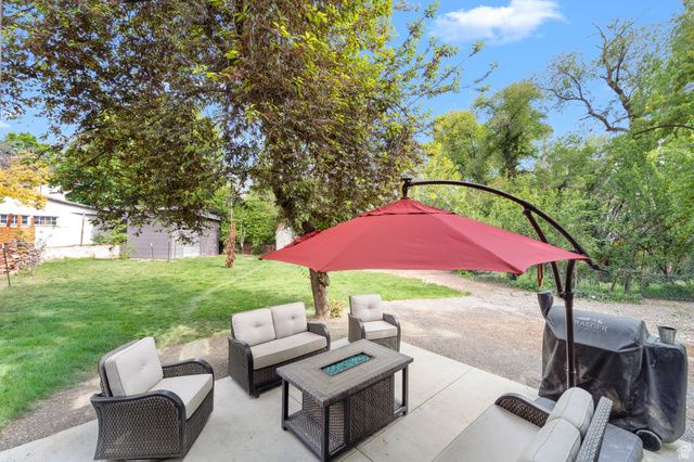 4833 S ARBOR CIR, Holladay, UT 84117