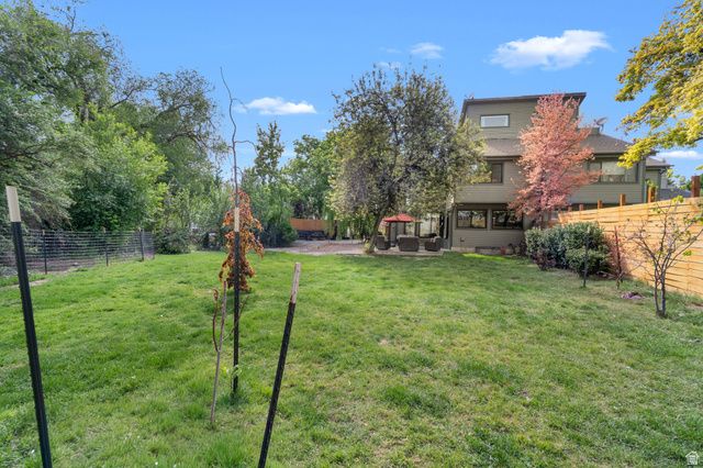 4833 S ARBOR CIR, Holladay, UT 84117