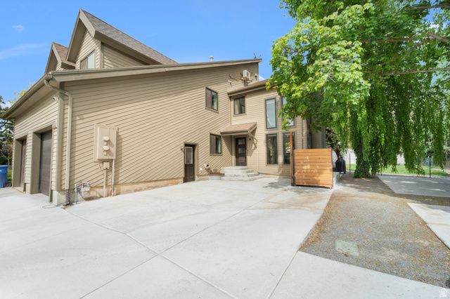 4833 S ARBOR CIR, Holladay, UT 84117