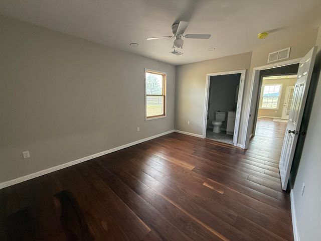 1505 White Road, Somerset, KY 42501
