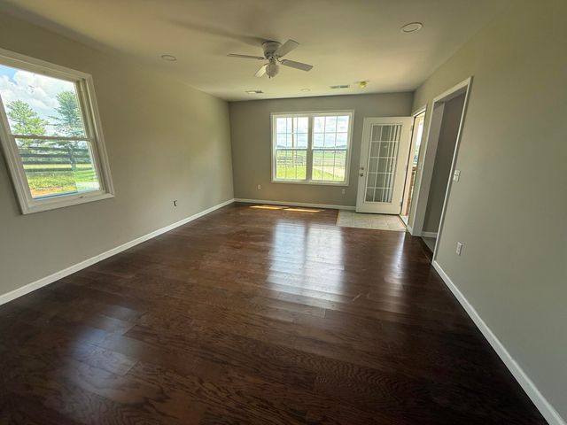 1505 White Road, Somerset, KY 42501