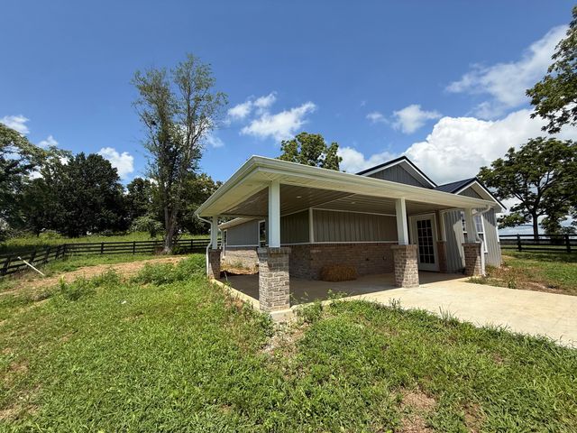 1505 White Road, Somerset, KY 42501