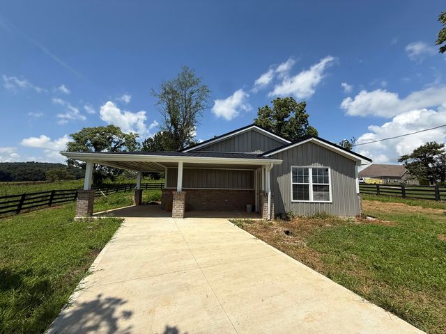 1505 White Road, Somerset, KY 42501