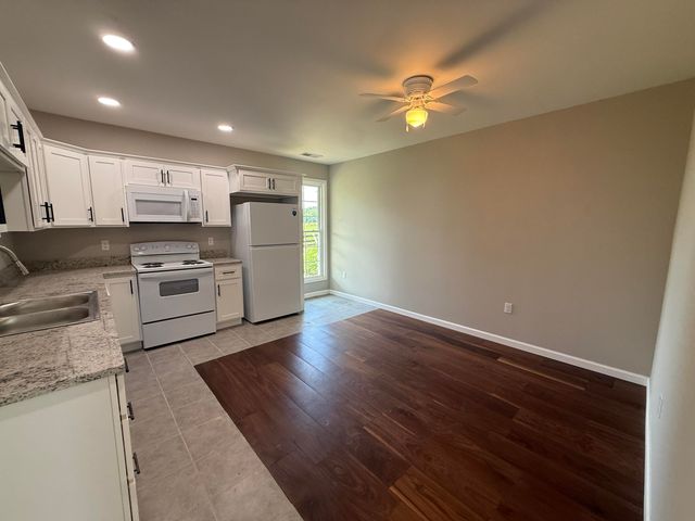 1505 White Road, Somerset, KY 42501