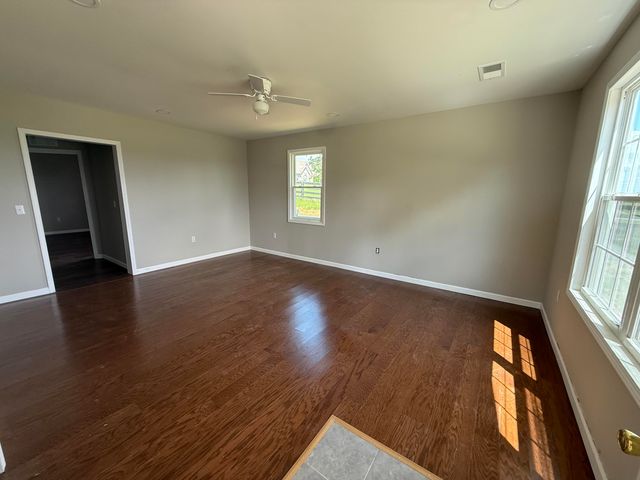1505 White Road, Somerset, KY 42501