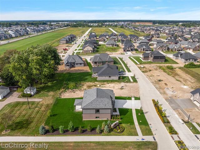 49579 Langford Drive, Macomb, MI 48044