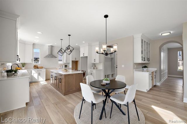 49579 Langford Drive, Macomb, MI 48044