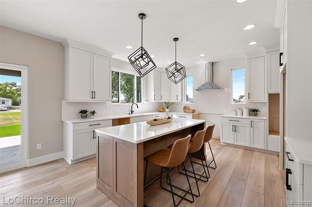 49579 Langford Drive, Macomb, MI 48044