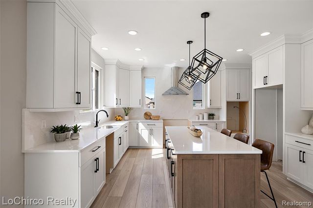 49579 Langford Drive, Macomb, MI 48044