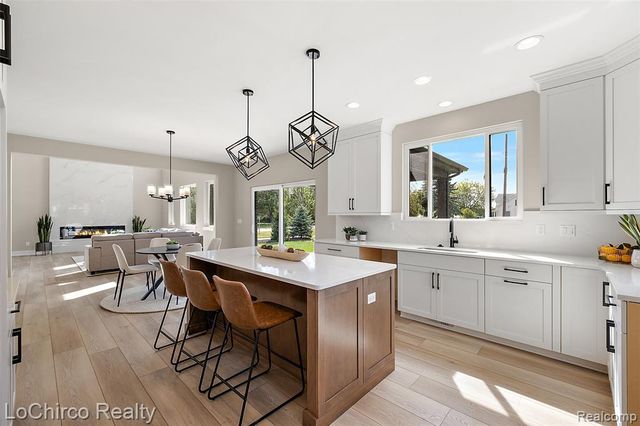 49579 Langford Drive, Macomb, MI 48044