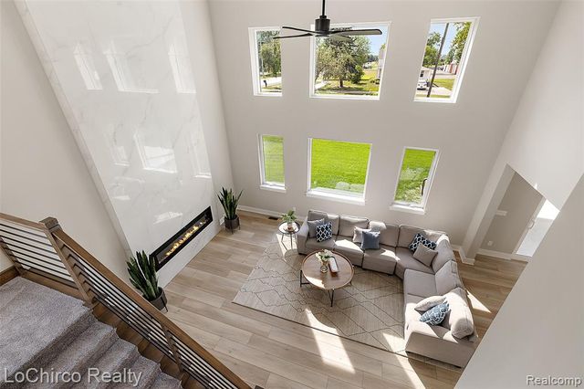 49579 Langford Drive, Macomb, MI 48044