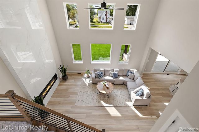 49579 Langford Drive, Macomb, MI 48044