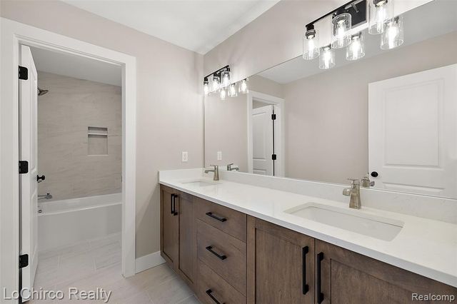 49579 Langford Drive, Macomb, MI 48044